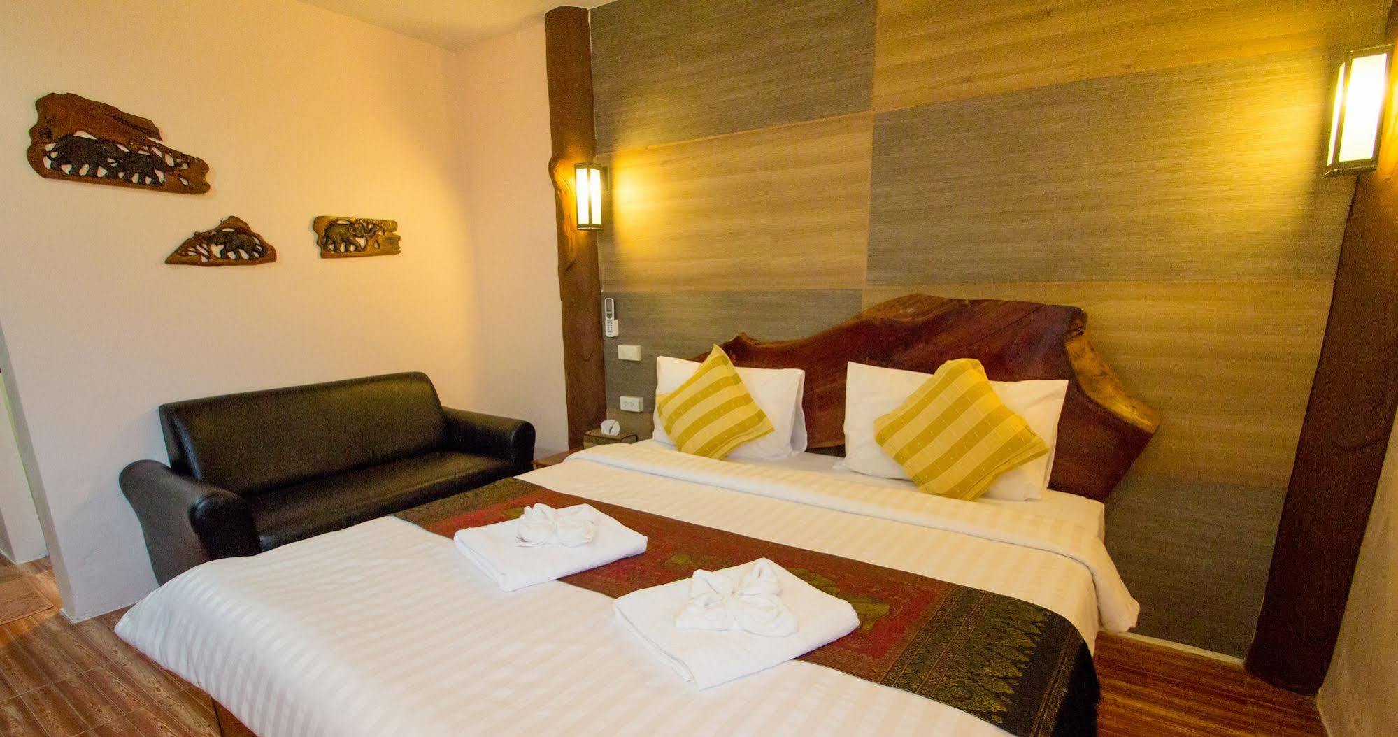 Naiyang Discovery Beach Resort Sha Nai Yang Beach Dış mekan fotoğraf